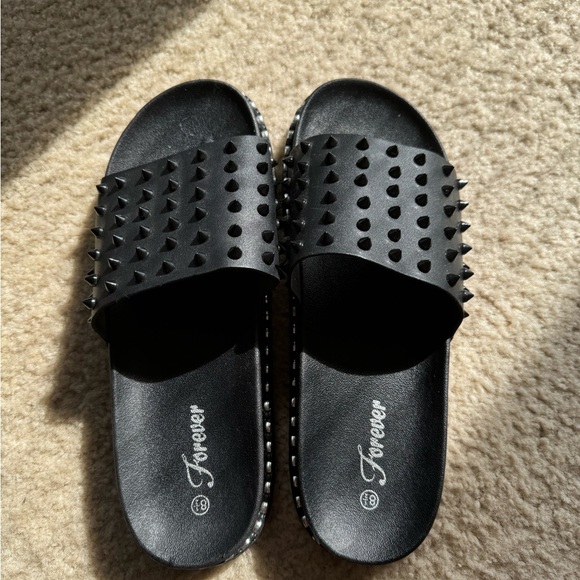 NEW Forever Goth Womens Comfort Studded Strappy Slide Platform Sandals - Picture 3 of 6